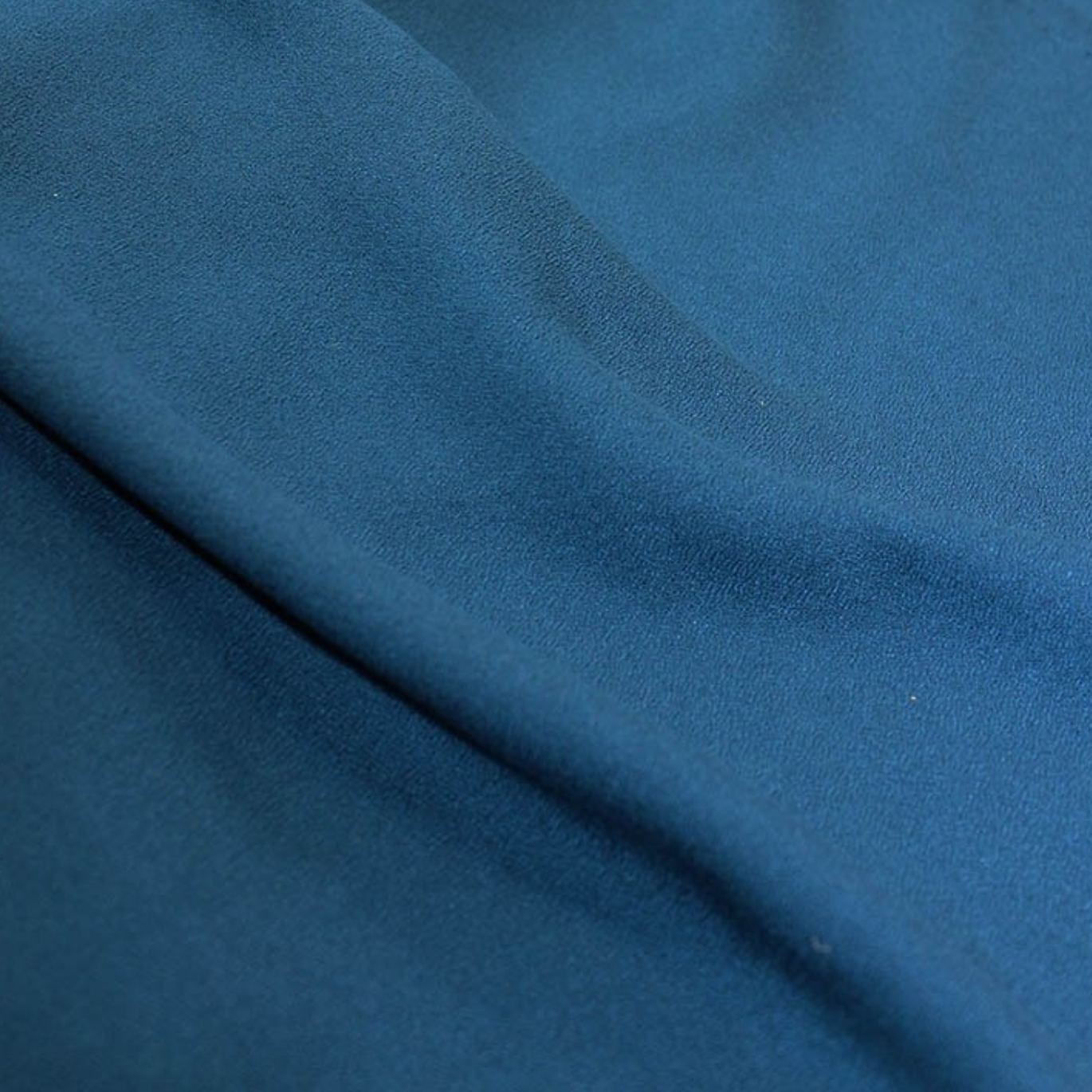 Tissu Crêpe de Viscose Bleu Pétrole par Eglantine & Zoé