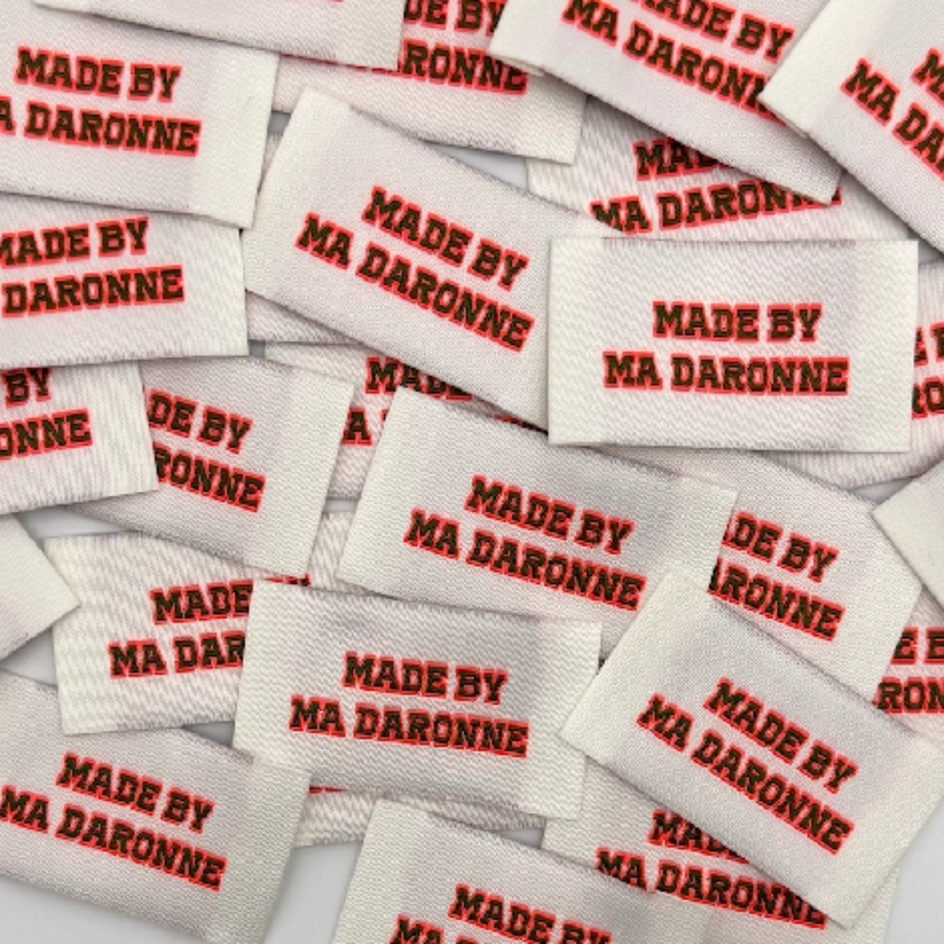 Étiquette à coudre "Made by ma daronne" Fluo et kaki