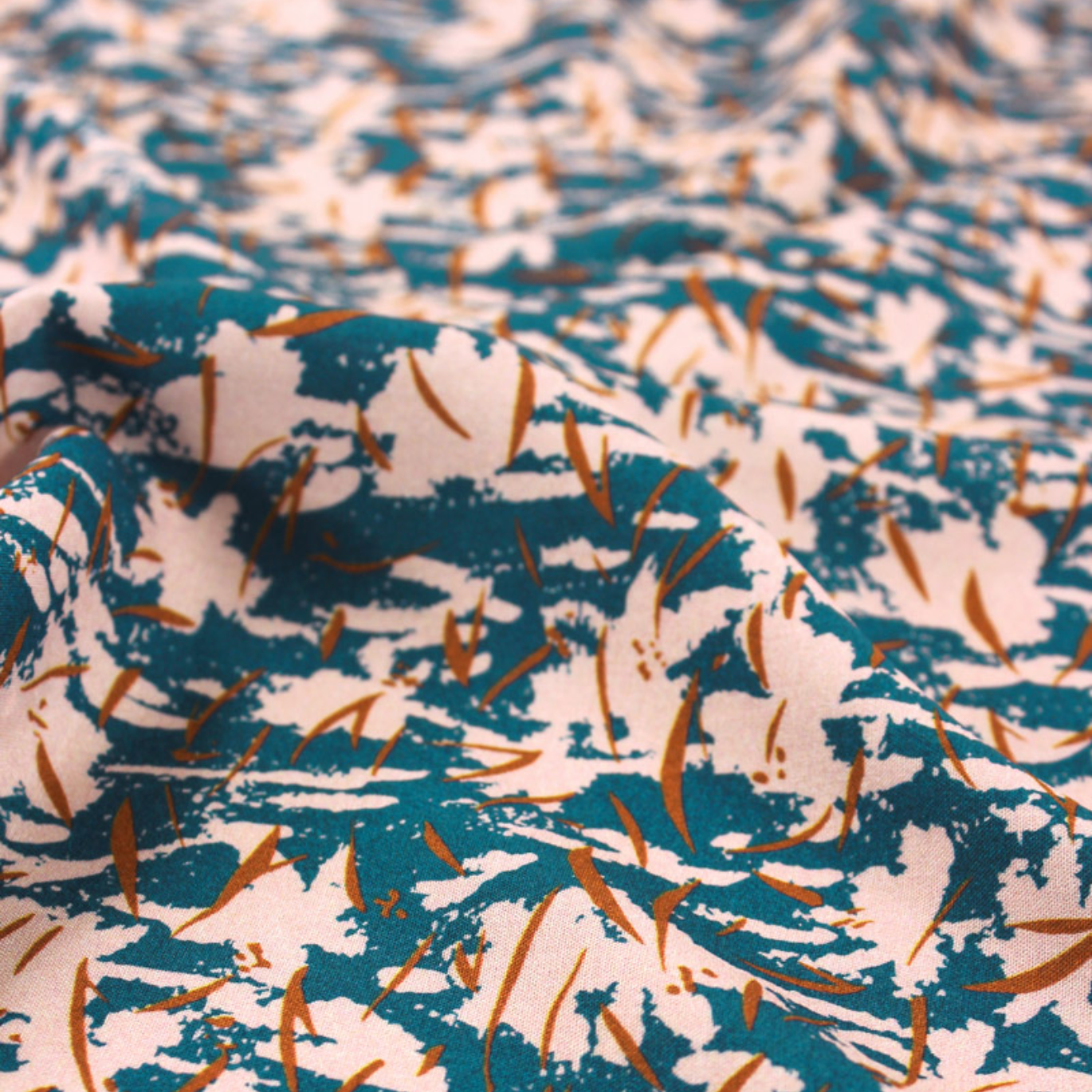 Tissu Popeline de Viscose "Craie" Bleu Pétrole par Eglantine & Zoé