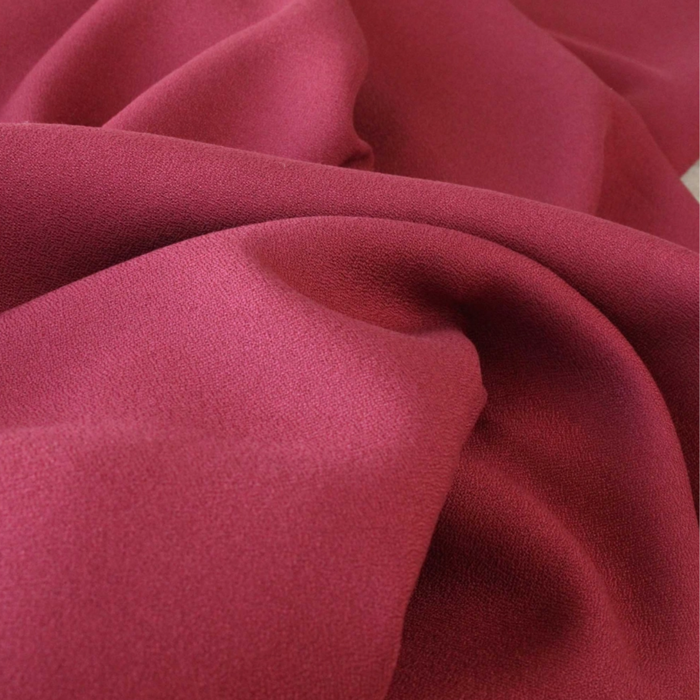 Tissu Crêpe de Viscose Rouge Brique par Eglantine & Zoé