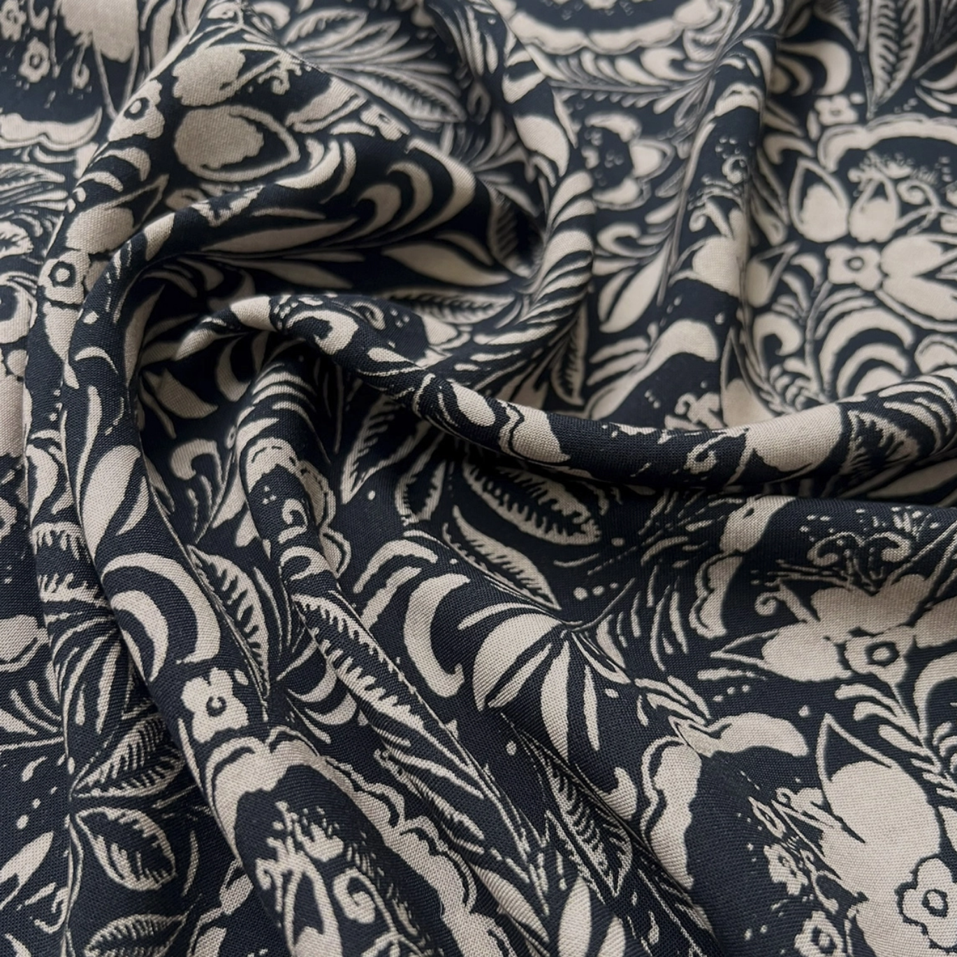 Tissu viscose "Maarinsky" Noir par Cousette