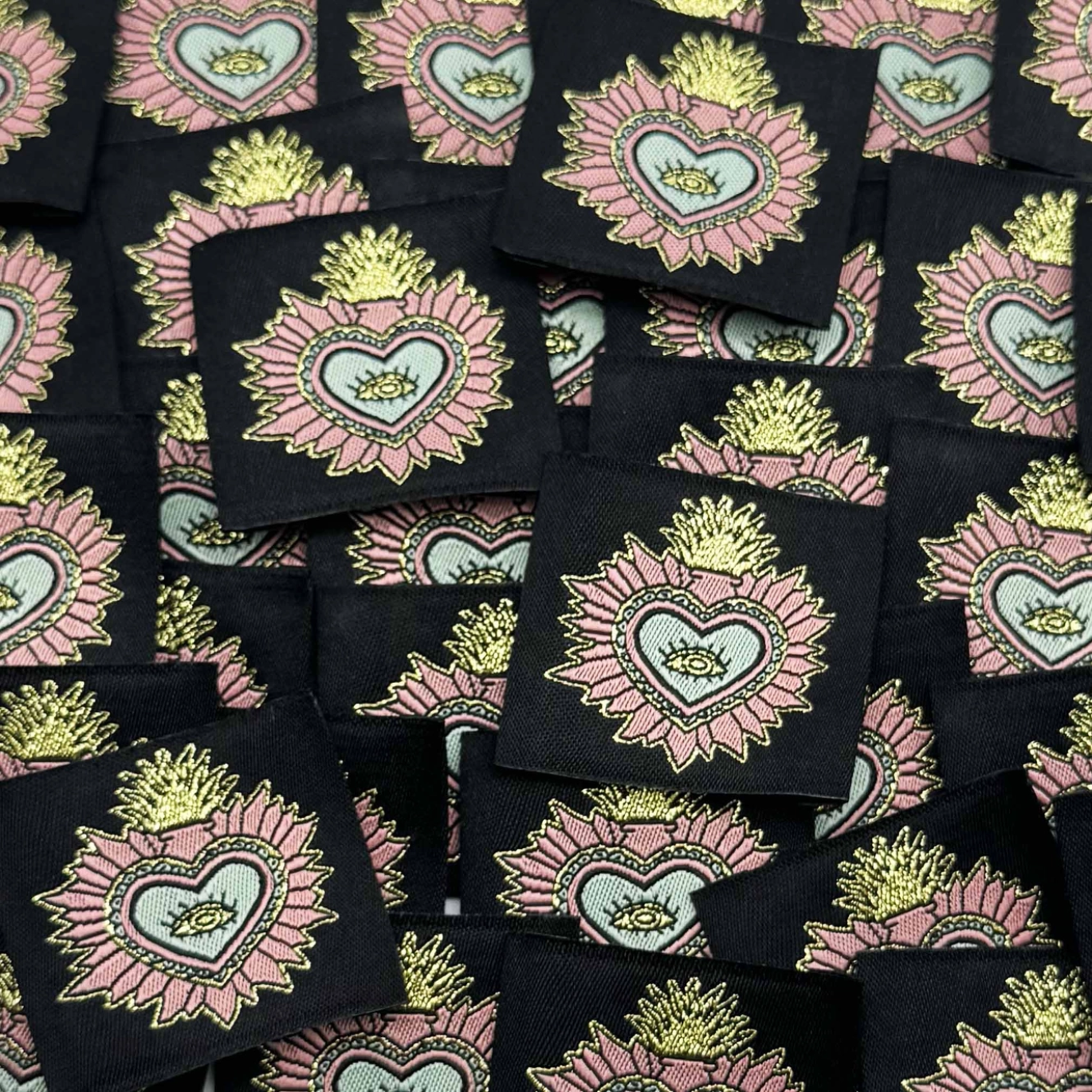 Étiquette à coudre "Ex Voto" Écru