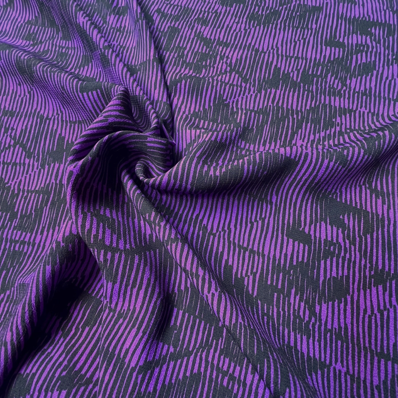 Tissu crêpe de viscose "Sortilège Magic Purple" par Cousette