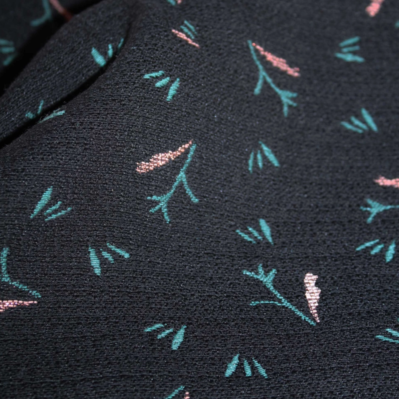 Tissu Jacquard "Ramo" Noir par Eglantine & Zoé